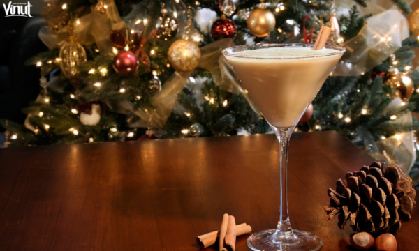 VINUT_A Brief History of Christmas Cocktails